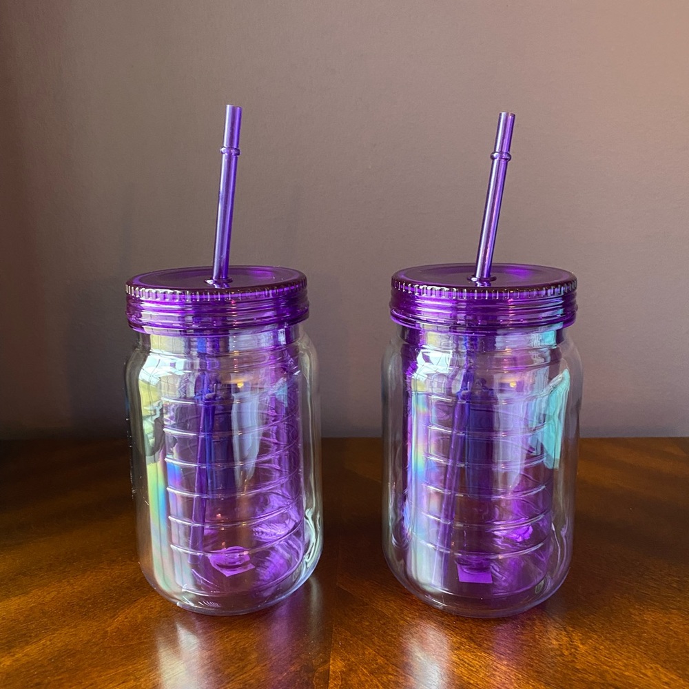 16oz Plastic Drink-ware. BPA FREE‼️Reusable straw.